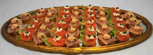 Canapes mit Fisch